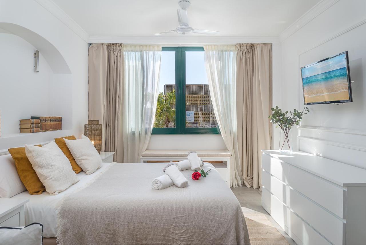Bianca Chic Studio - Carihuela Beach At 300M 托雷莫利诺斯 外观 照片