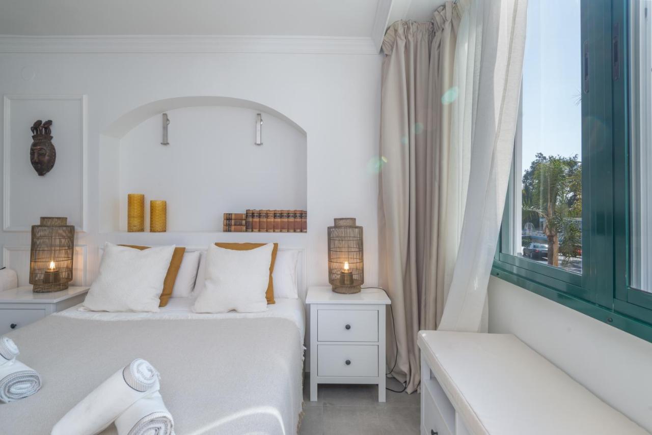 Bianca Chic Studio - Carihuela Beach At 300M 托雷莫利诺斯 外观 照片