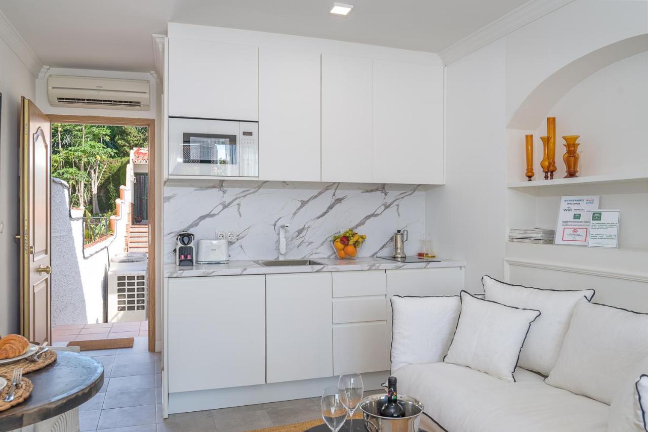 Bianca Chic Studio - Carihuela Beach At 300M 托雷莫利诺斯 外观 照片