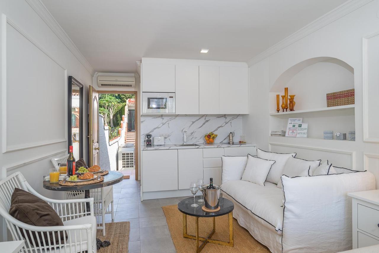 Bianca Chic Studio - Carihuela Beach At 300M 托雷莫利诺斯 外观 照片